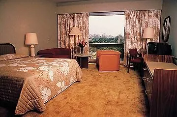 Alba Caracas Hotel 4*,
