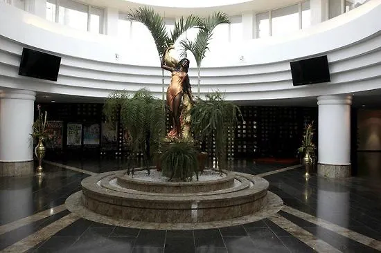 Alba Caracas Hotel 4*,